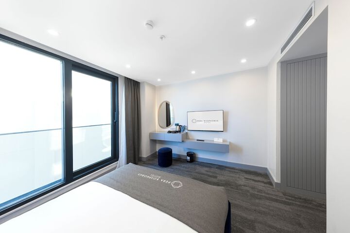 Room 30 of 66