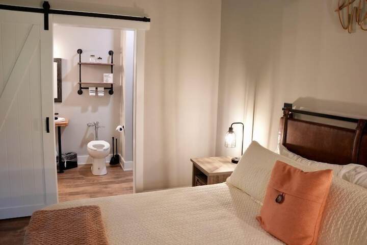 Room 2 of 26