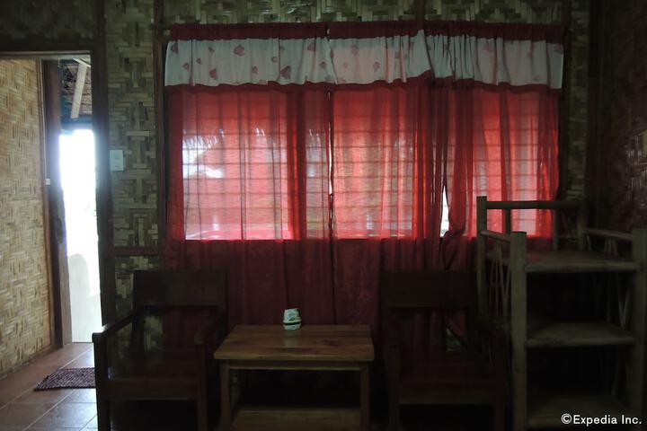 Room 15 of 42