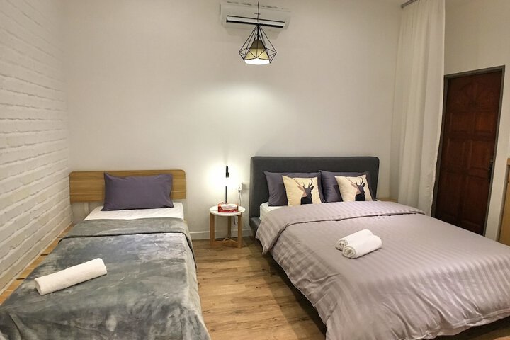 Room 6 of 50
