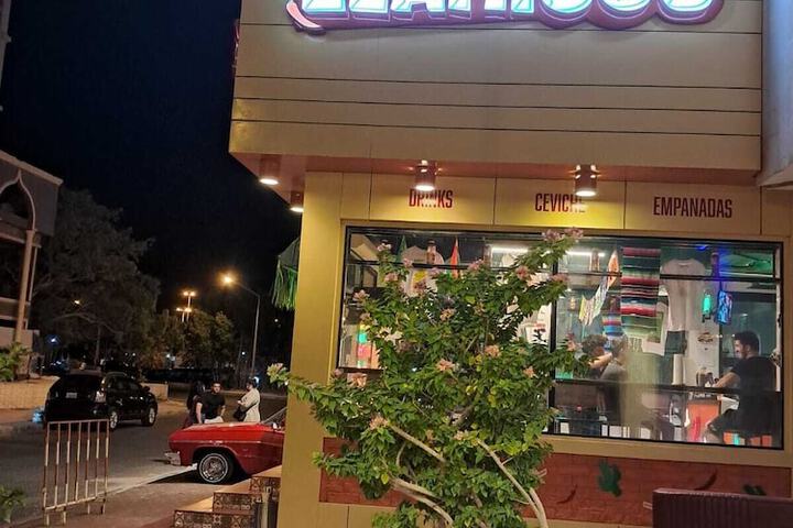 Dining Photos