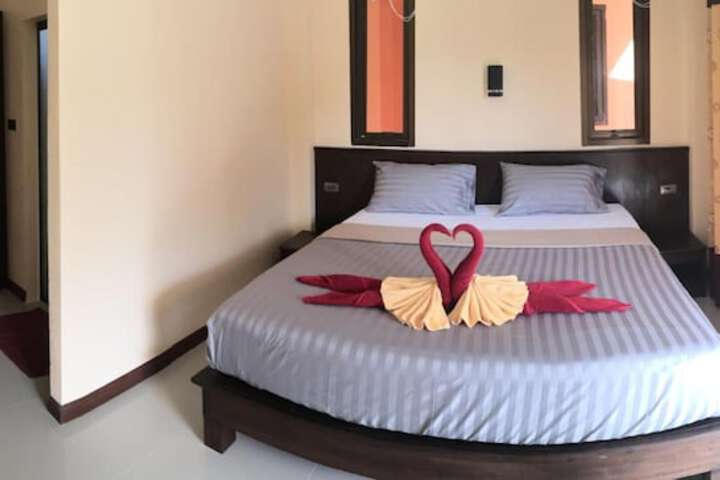 Room 18 of 51