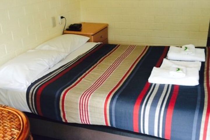 Room 16 of 53