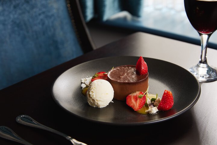 Dining Photos