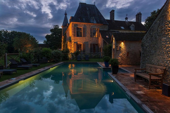 Pool 67 of 101