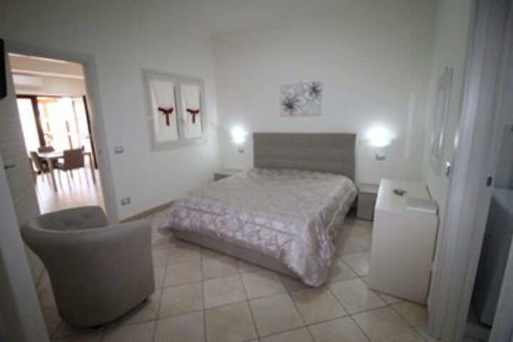 Room 16 of 23