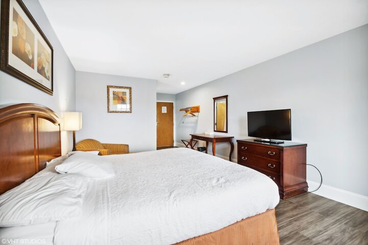 Room 18 of 49