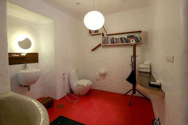 Room 39 of 69