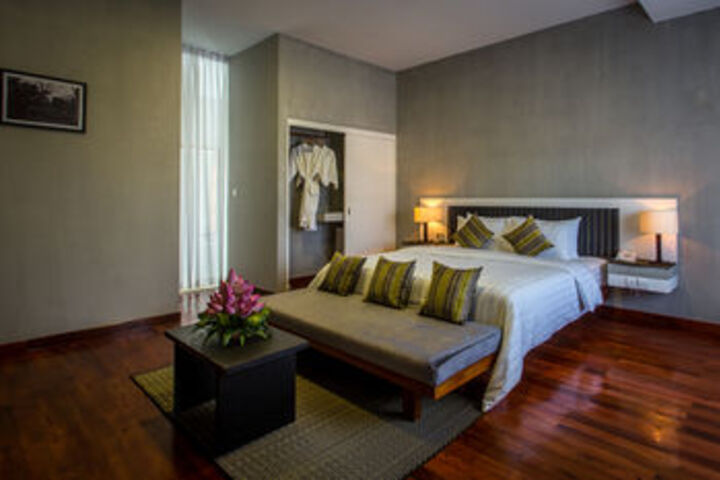 Room 35 of 95