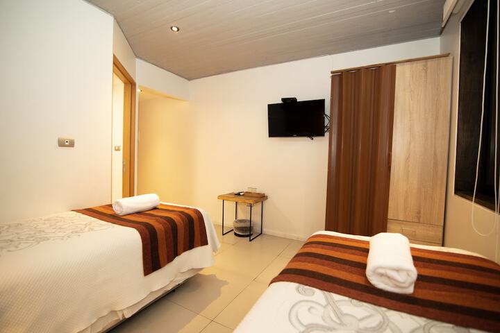 Room 7 of 70