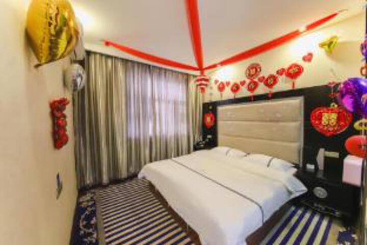 Room 7 of 7