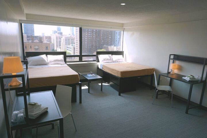 Room 6 of 31