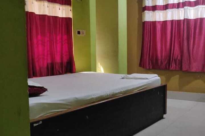 Room 2 of 11