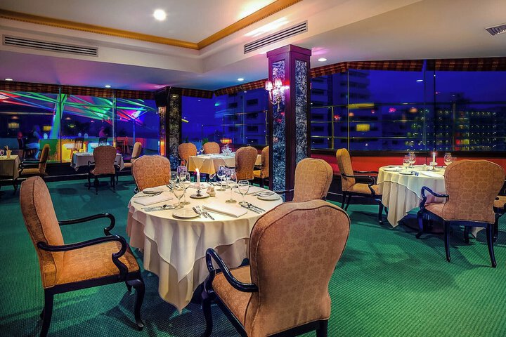 Dining 103 of 143