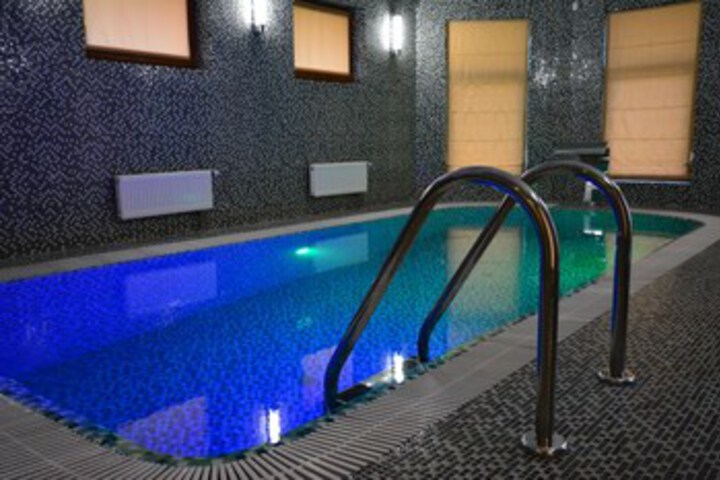Pool 38 of 47