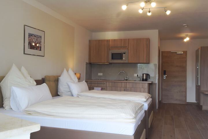 Room 14 of 35