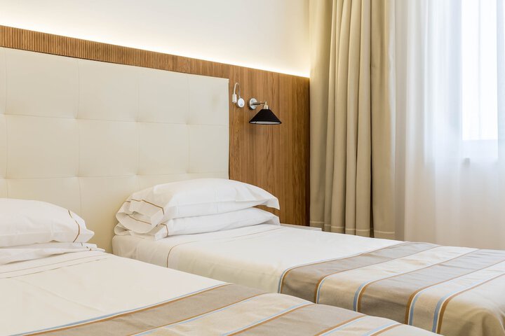 Room 55 of 254