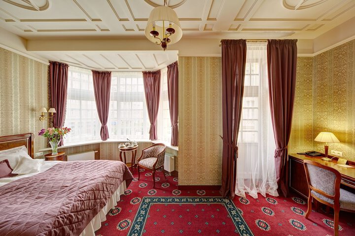 Room 34 of 127