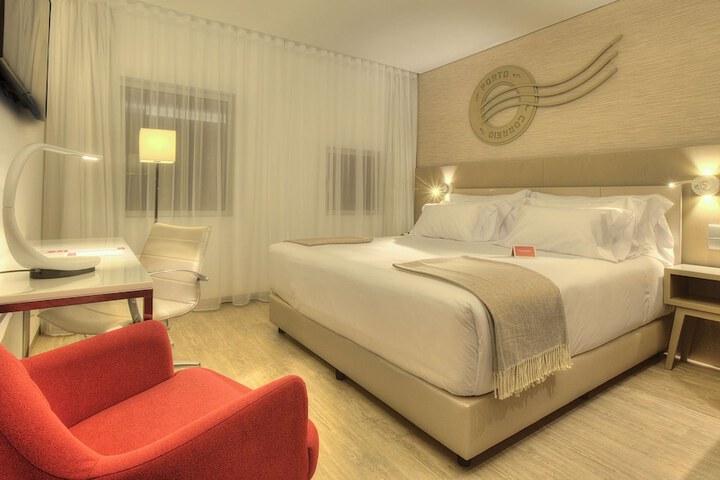 Room 15 of 64