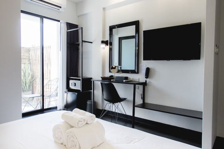 Room 36 of 74