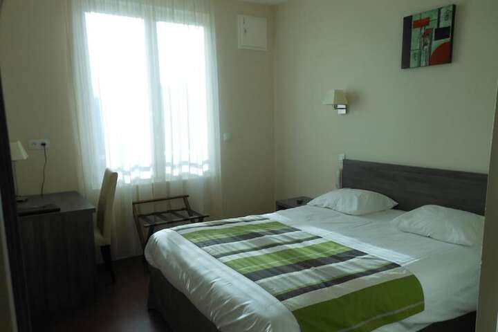 Room 5 of 55
