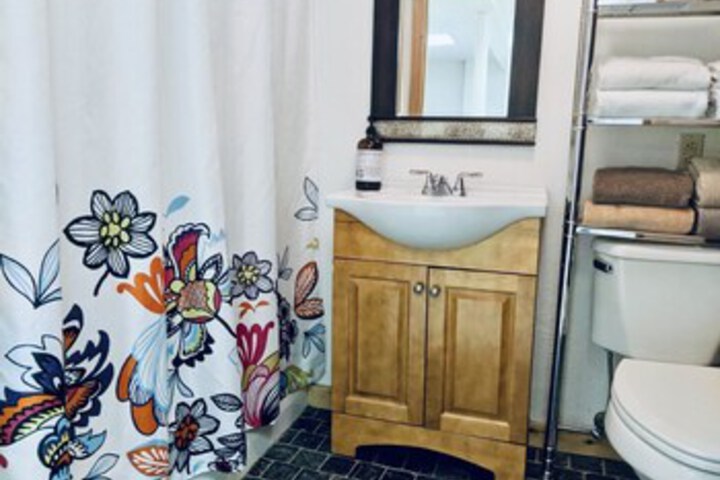 Room 2 of 29