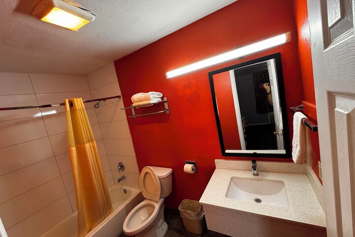Room 12 of 14