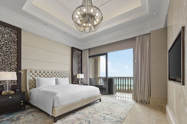 Room 21 of 111