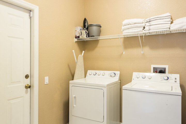 Laundry 5 of 9