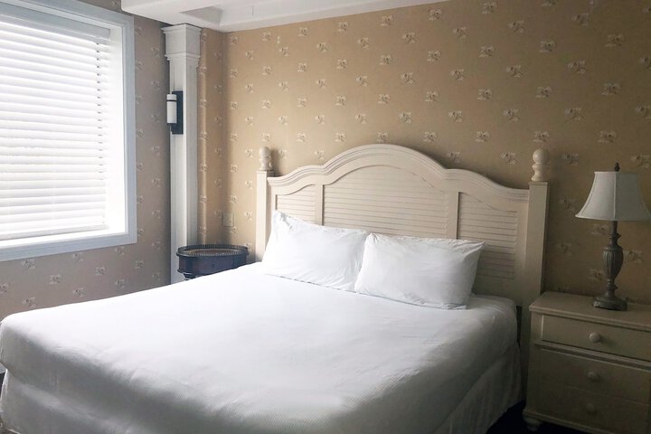 Room 9 of 88