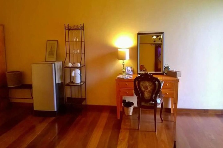 Room amenity