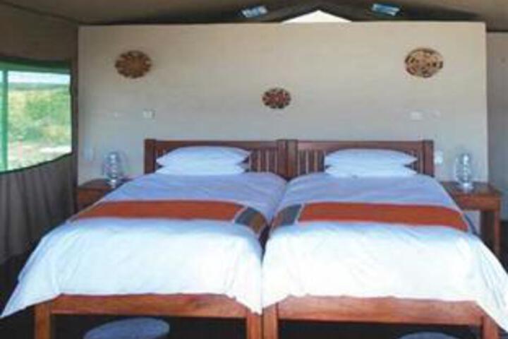 Room 2 of 6