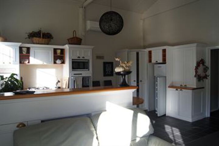 Room 15 of 19