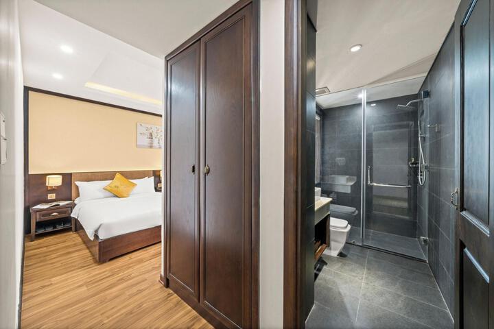 Room 58 of 112