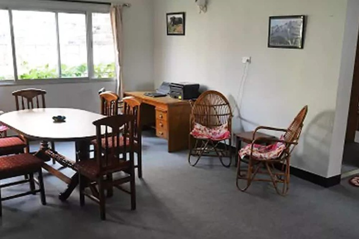 Room 13 of 20