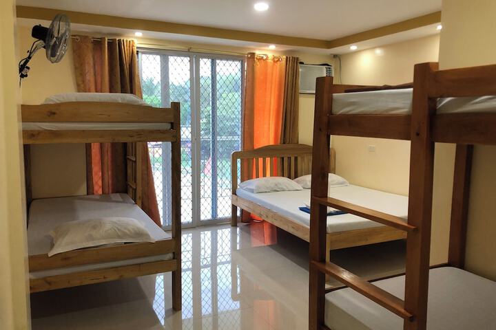 Room 6 of 23