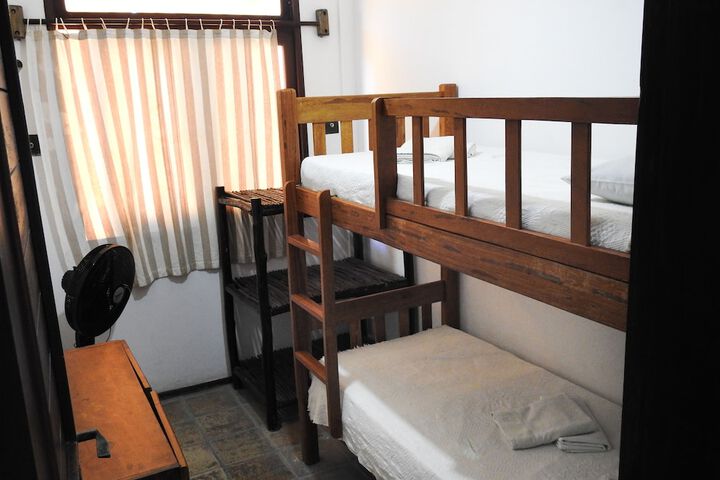Room 40 of 121