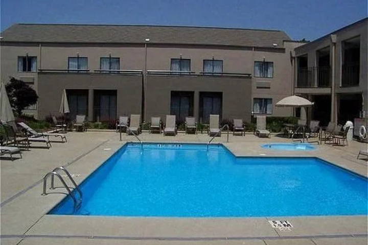 Pool 8 of 8