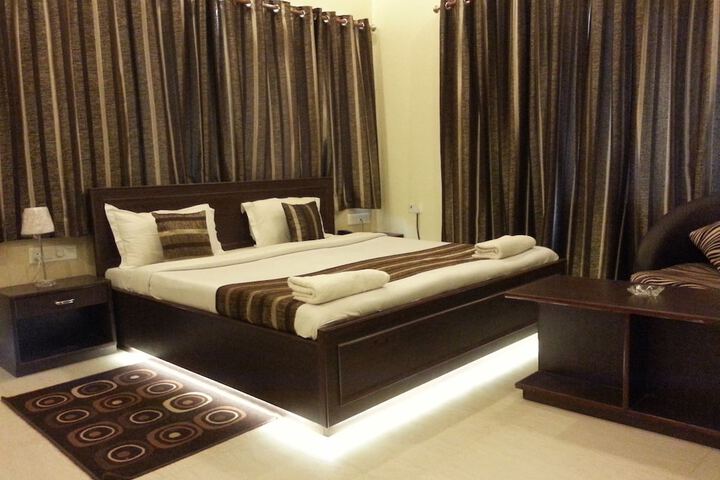 Room 8 of 41