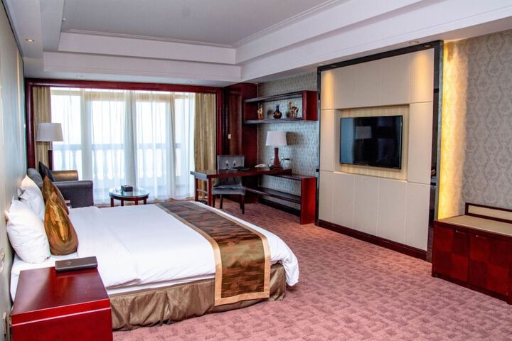 Room 15 of 46