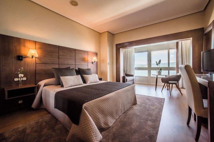 Room 25 of 65