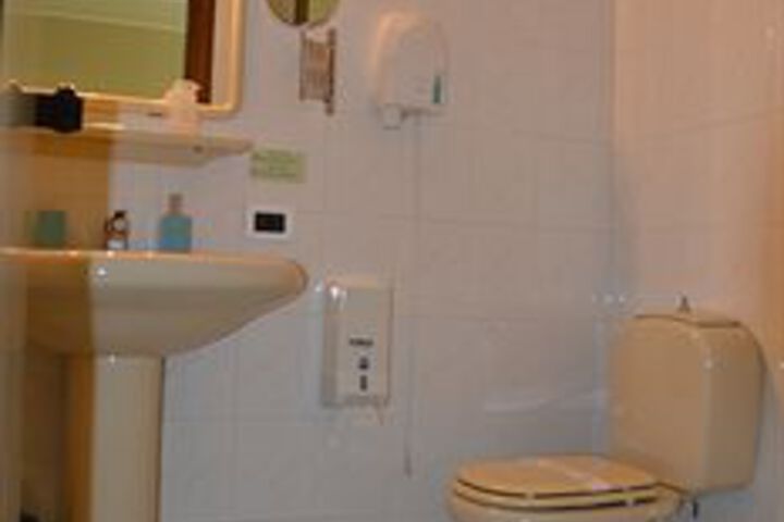Room 2 of 14