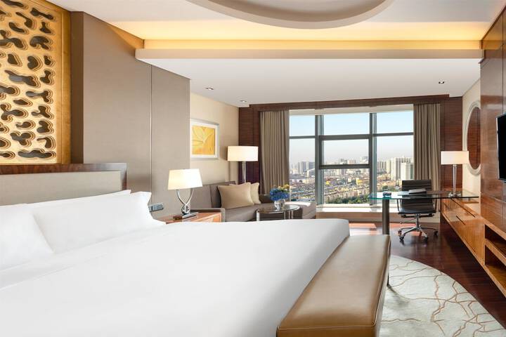 Room 26 of 128