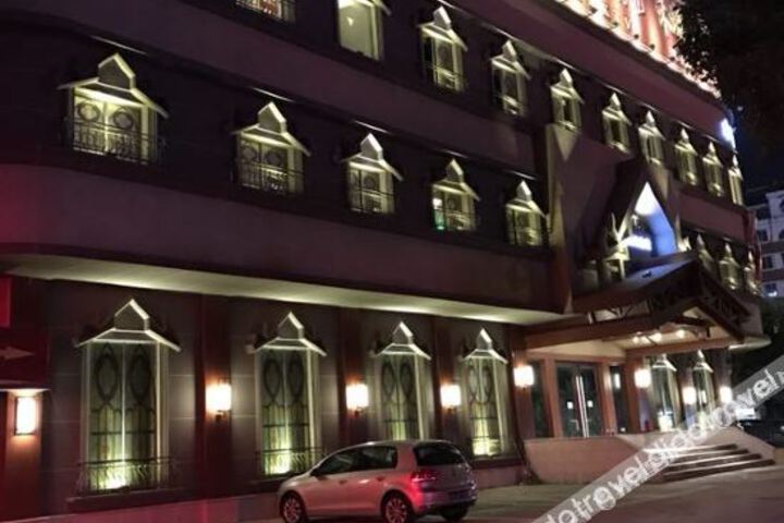 Hotel 3 of 13