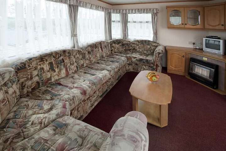 Room 8 of 25
