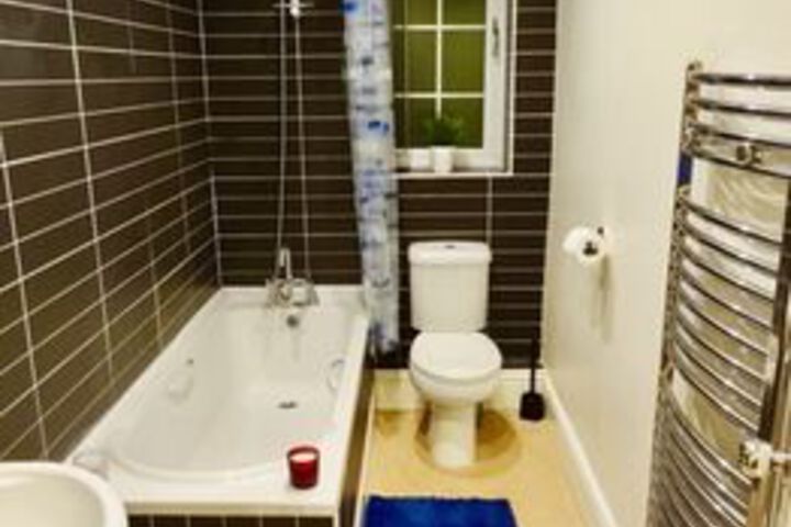 Room 4 of 23