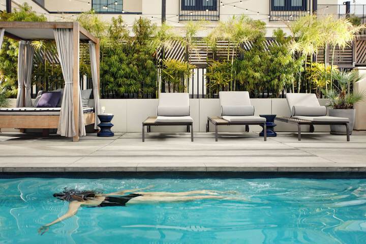 Pool 69 of 111