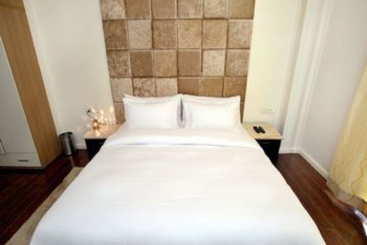 OYO 9895 Home Valley view 1BHK Bharari