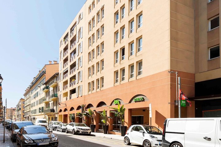 Hotel 46 of 49