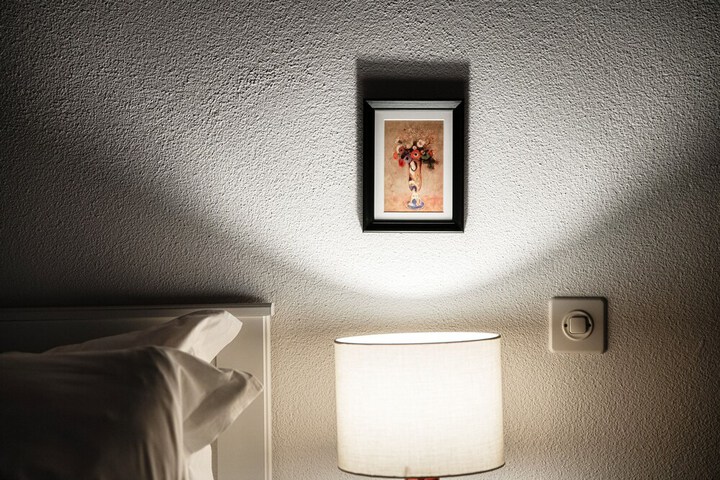Room 24 of 102